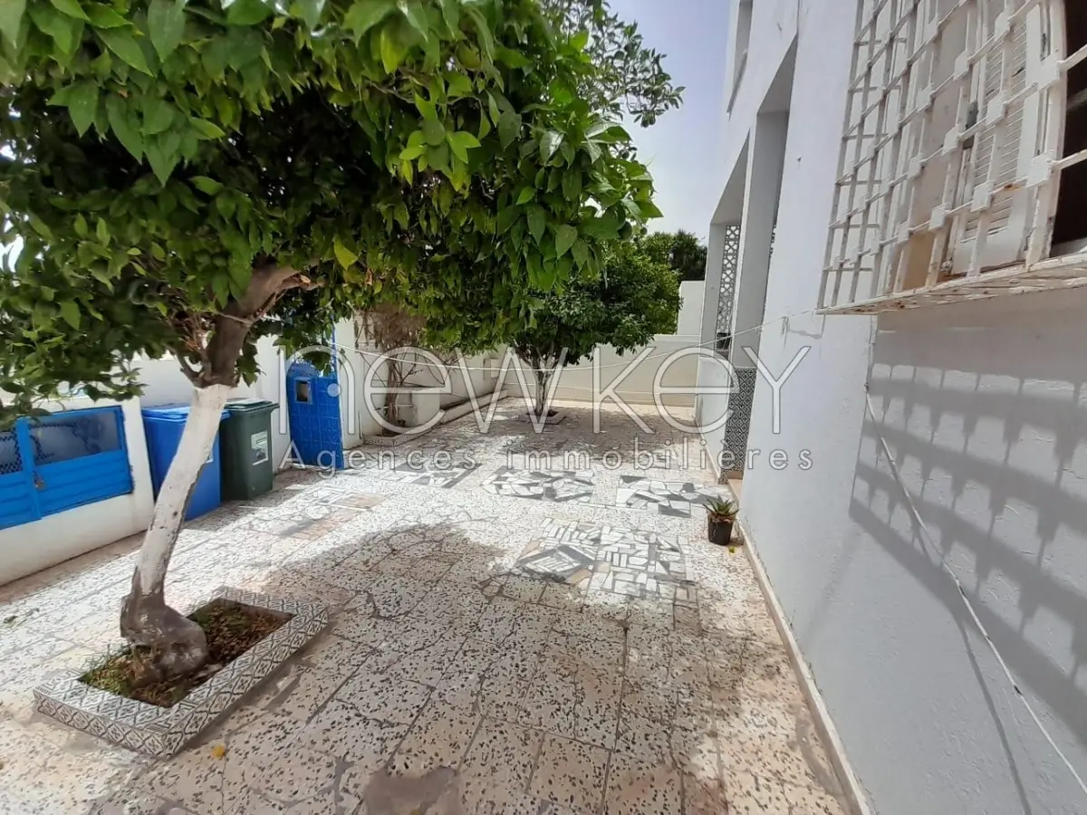 villa à vendre au coeur de la marsa