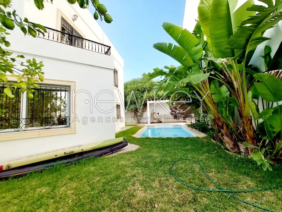 une charmante villa s+4