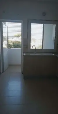 Bureau à la Soukra - 3