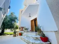 Belle villa à la soukra - 1