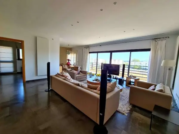 Appartement S 4 meublé