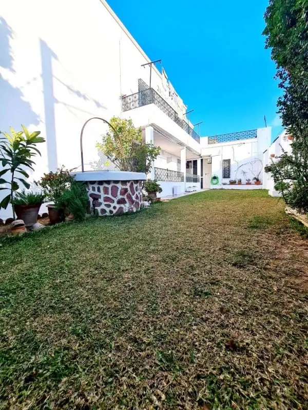 Rdc de villa (s 3) meublé à la Marsa