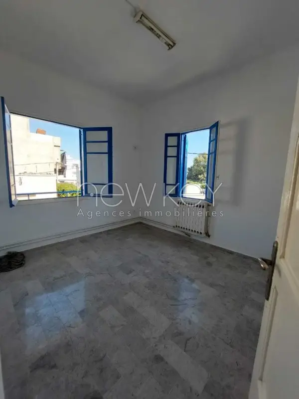 Bureau A+1 à La Marsa
