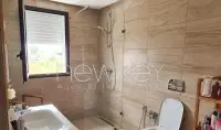 Superbe Villa avec Piscine et Jardin à La Soukra - 6