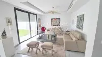 Superbe Villa avec Piscine et Jardin à La Soukra - 2