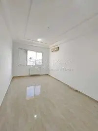 Etage de villa s+4 La Marsa - 5