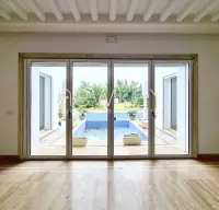 Villa de Maître à Louer à La Soukra - 3