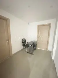 Bureau A2 à louer à La Soukra - 2