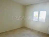 Appartement S1 à vendre à La Soukra - 1