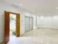 Une Superbe Villa S+4 à La Soukra - 1
