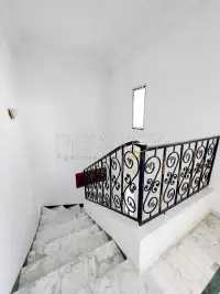 Villa s4 avec jardin à la Marsa - 4