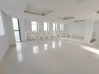 Immeuble à usage bureautique à louer - 2