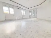 Rez-de-chaussée S3 avec jardin à Ain Zaghouan - 2