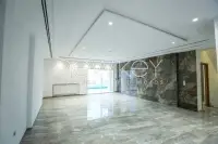 Une Villa S5 haut standing à vendre à La Soukra - 2