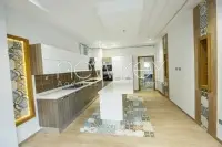 Une Villa S5 haut standing à vendre à La Soukra - 4