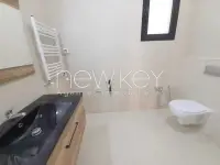 Un rez-de-chaussée S2 avec jardin à La Soukra - 4