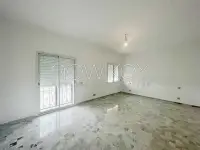 Une Belle villa avec piscine à louer à La Soukra - 4