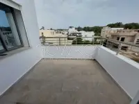 Triplex s+4 avec piscine à Gammarth - 4