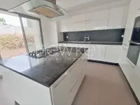 Villa avec piscine et jardin à louer aux berges du lac 2 - 4
