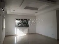 Un rez-de-chaussée de villa S+4 à louer à Gammarth - 4