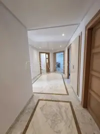 Appartement s+5 à a Marsa - 2