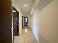Un Appartement S+2 avec jardin à vendre à Chotrana 1 - 2