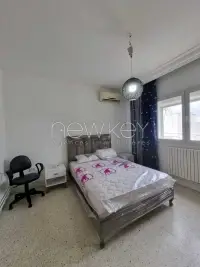 Etage de villa meublé S+2 à Gammarth - 4