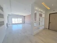 S+3 avec chambre de service à vendre aux jardins de Carthage - 1