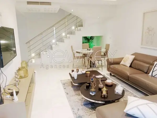 Un Duplex S+3 à vendre à Ain Zaghouan nord