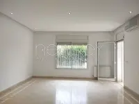 Rez-de-chaussée S+3 avec jardin à la Marsa - 2