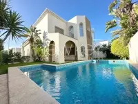 Villa avec piscine et jardin à louer au lac 2 - 1
