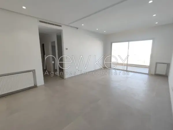 Un Bel Appartement S+3 Neuf à louer à La Soukra