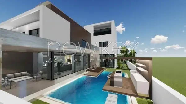 Une Somptueuse villa à vendre à La Soukra