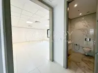 Bureau open-space de 293m² à louer au Lac 2 - 3