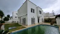 Villa s+4 à Gammarth - 6