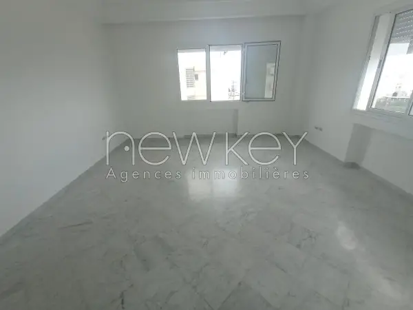 Un Bel Appartement S+2 à louer à Ain Zaghouan nord