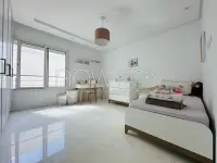 Une Villa en triplex S+5 avec piscine à vendre à La Soukra - 6