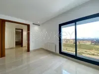 Penthouse en duplex avec piscine à louer aux berges du lac 2 - 3
