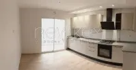 Appartement S+3 à vendre à l'Aouina - 1