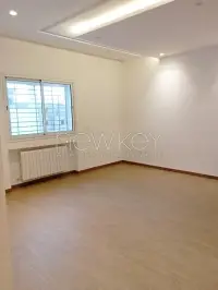 Appartement S+4 Neuf à vendre aux Jardins de Carthage - 6