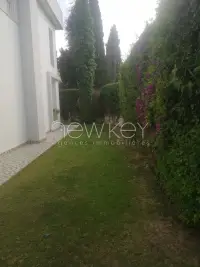 villa s+4 à la marsa - 2