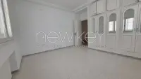 villa s+5 avec studio à la Marsa - 3