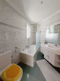 villa s+4 avec piscine à la Marsa - 3