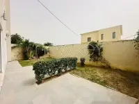 Duplex S+4 avec jardin à louer à La Soukra - 6