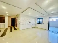 Un Appartement S+3 avec terrasse à La Soukra - 1