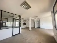 Immeuble de 1200m² à louer au lac 1 - 6