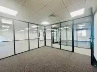 bureau open space à louer au lac 1 - 4