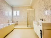 villa avec jardin à usage bureautique à louer au lac 2 - 2