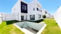 Coquette villa S+4 à Tunis Bay - 1
