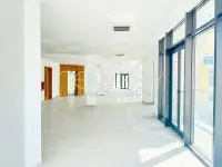 immeuble neuf de 1800m² à louer au Berges du Lac 1 - 3